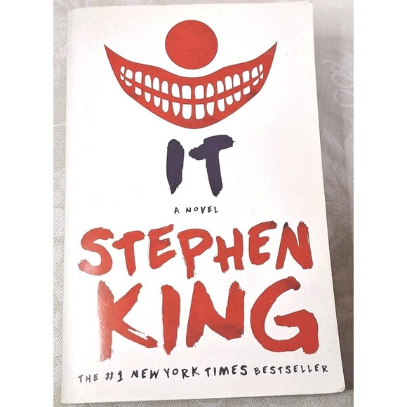 IT - First Scribner TPB Edition Horror Terror Novel Stephen King 2016 Book VGC - Picture 1 of 5